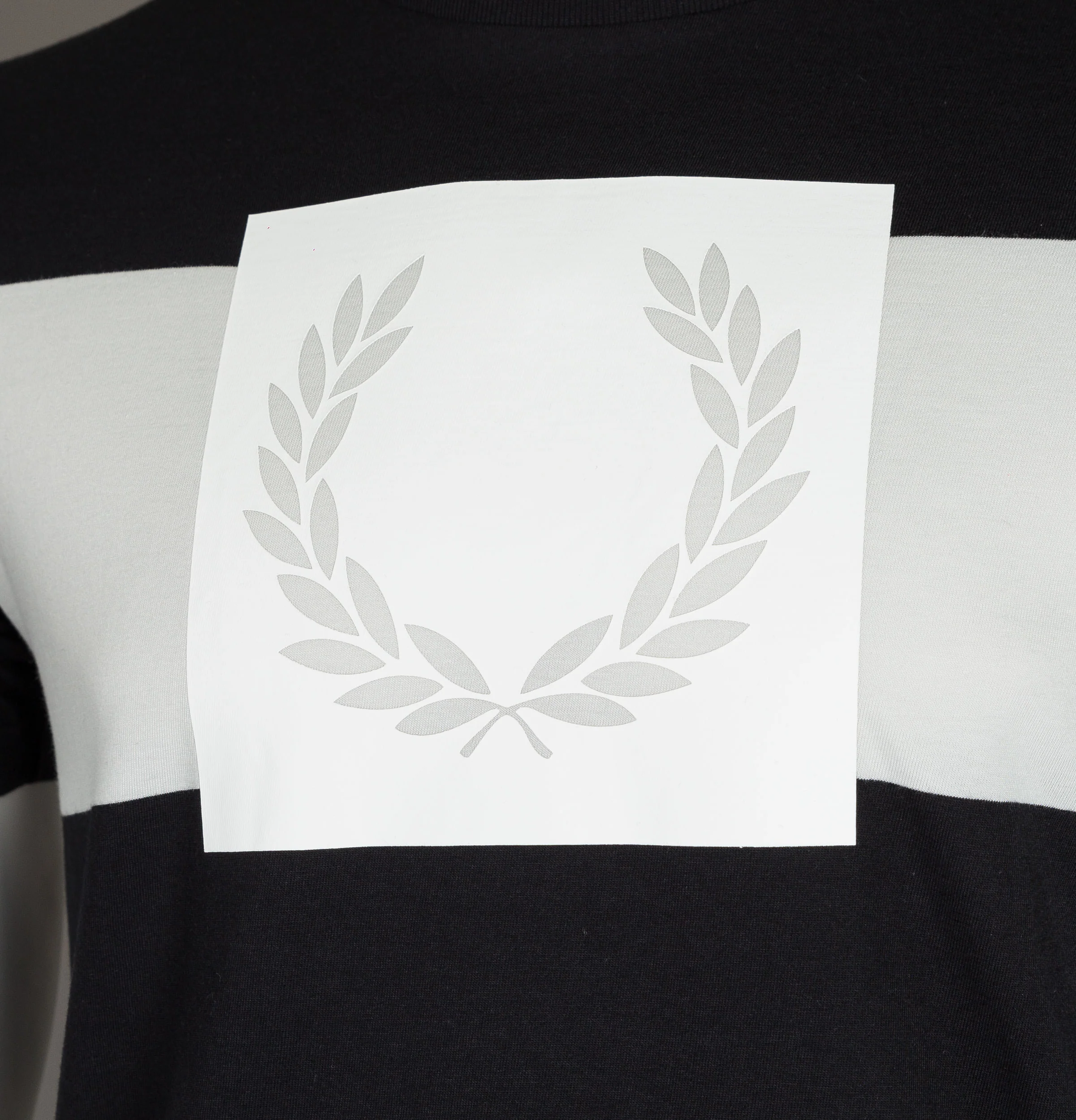 Fred Perry Printed Laurel Wreath T-Shirt Black - Image 3