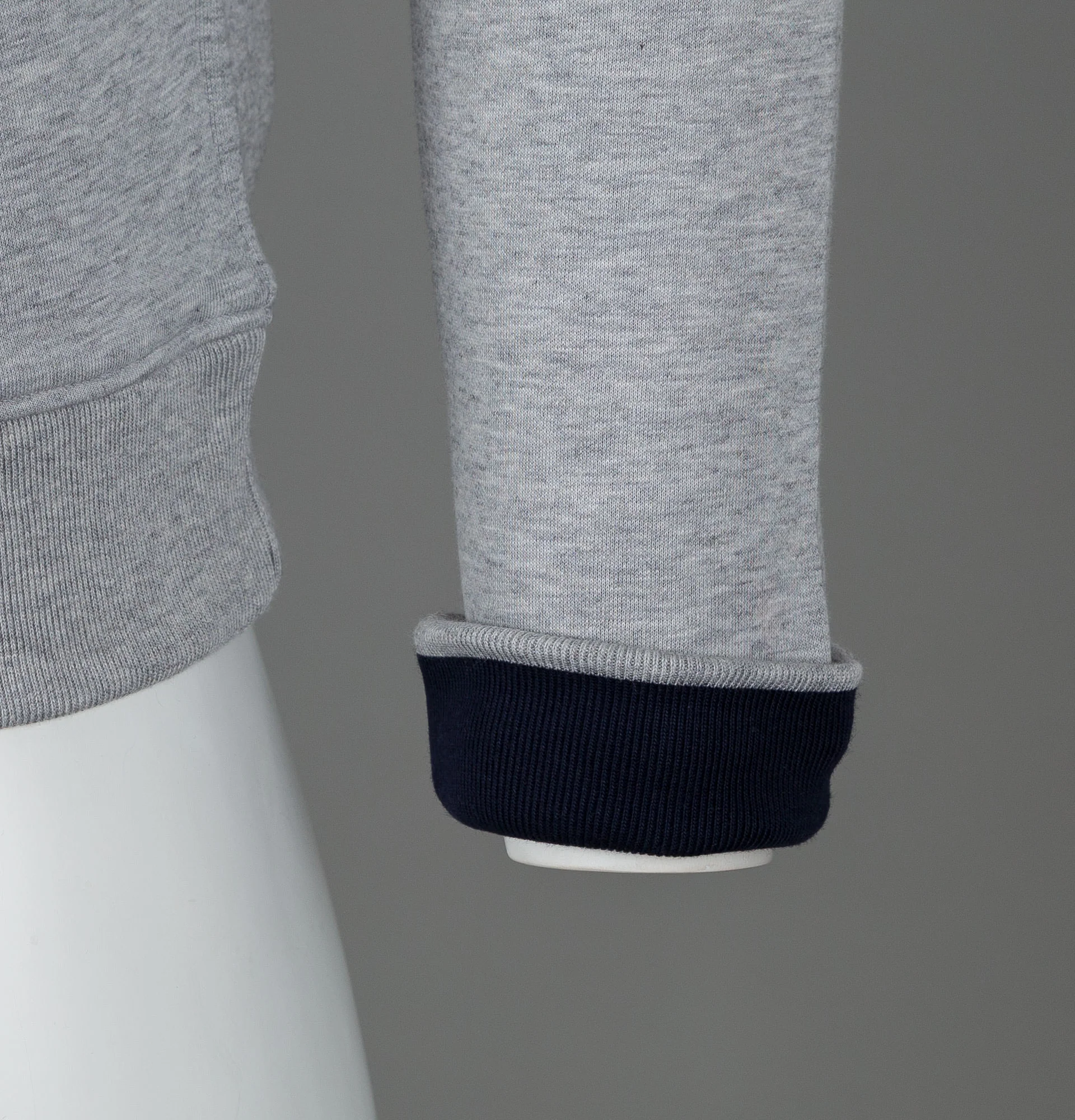 Lacoste Crew Neck Sweatshirt Light Grey - Image 4