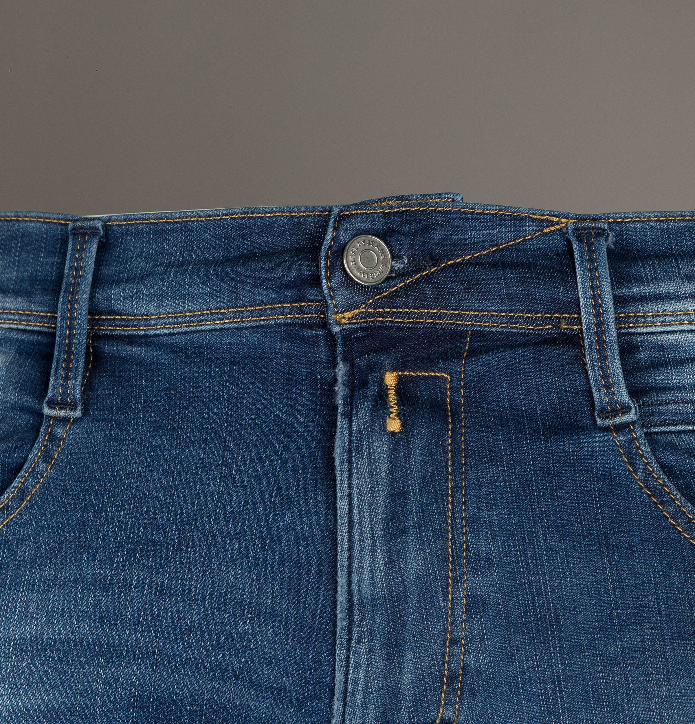 Replay Anbass Hyperflex Jeans - Image 4